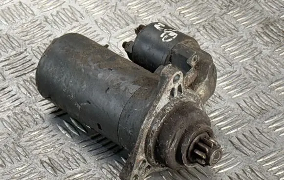 Volkswagen Transporter - Caravelle T4 Starter motor