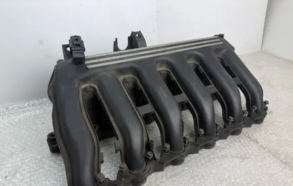 BMW 5 E60 E61 Intake manifold 7789247 7789329 7789287