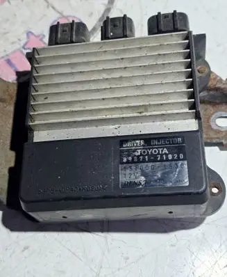 Toyota Hilux (AN10, AN20, AN30) Fuel injection control unit/module 8987171020 1310001530