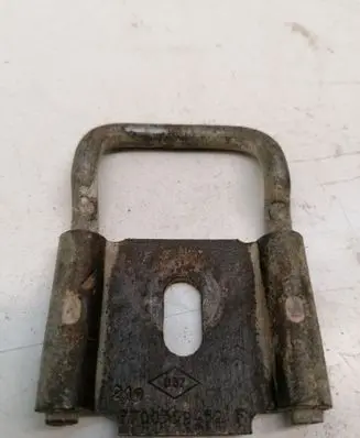 Renault Master II Rear door lock loop/hook striker 7700352452