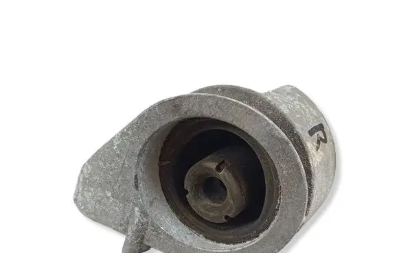 Jeep Grand Cherokee WL Muffler mount bracket/holder