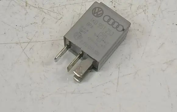 Volkswagen Touran I Other relay 1K0951253