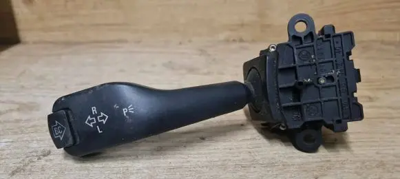BMW X5 E53 Indicator stalk 8363668