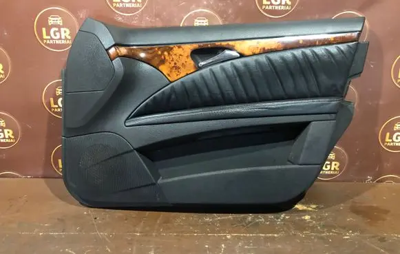 Mercedes-Benz E W211 Front door card panel trim A2117206062