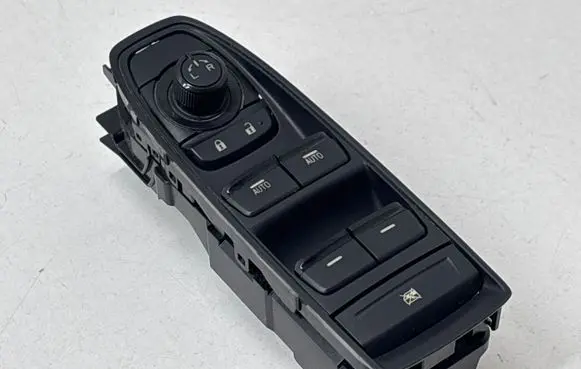 Subaru XV II Electric window control switch 83071FL130