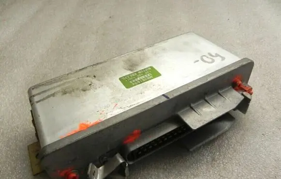 Mitsubishi Galant ABS control unit/module MB381894 12000070011