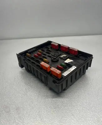 Volkswagen PASSAT B6 Fuse box set ---