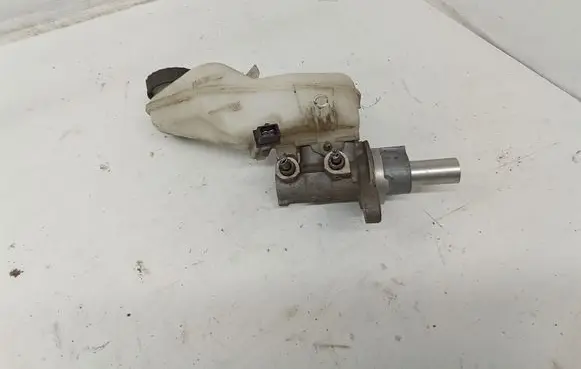 Toyota Auris 150 Master brake cylinder 0204Y24234