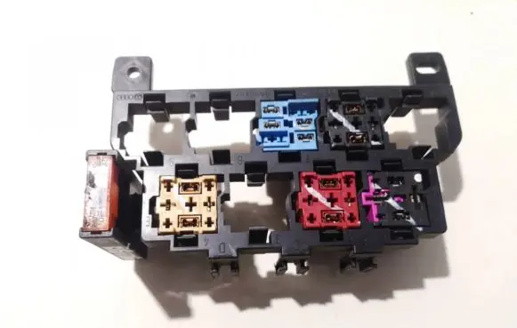 Audi A6 S6 C6 4F Fuse box set 4f0937503 8a0937530