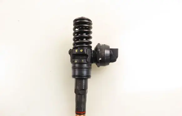 Volkswagen Sharan Fuel injector 038130073AK