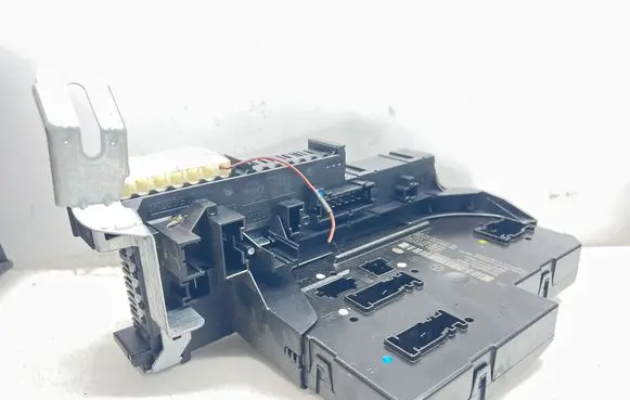 Mercedes-Benz C W204 SAM control unit 2129021201 2045458732