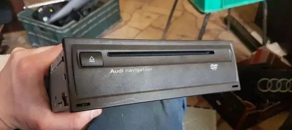 Audi A6 S6 C6 4F Navigation unit CD/DVD player 4E0919887C