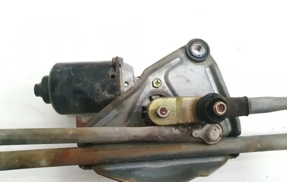 Toyota RAV 4 (XA20) Wiper motor 8511042130 85110-42130