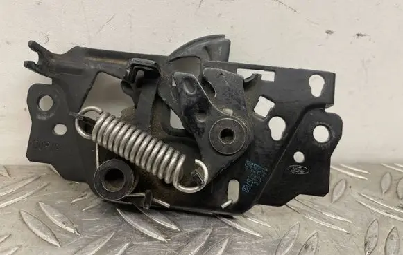Engine bonnet/hood lock/catch