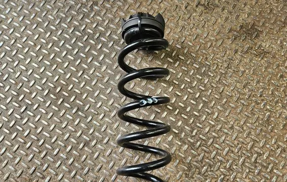Audi A5 Rear coil spring 8B3511115