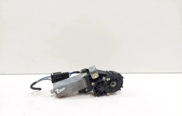 BMW 7 E65 E66 Seat adjustment motor 0095866 0390201974