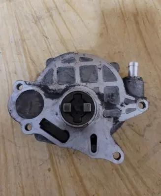 Audi Q5 SQ5 Vacuum pump 03L145100F