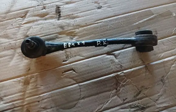 BMW X1 E84 Front control arm 6768989