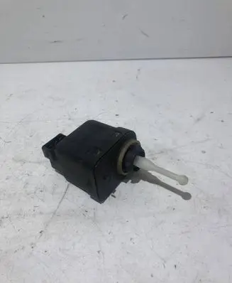 Audi A4 S4 B5 8D Headlight level adjustment motor 6K5941295