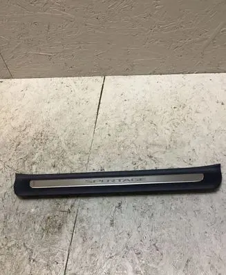 KIA Sportage Front sill trim cover 85874F1500