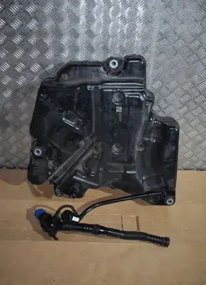 Mercedes-Benz S W223 AdBlue liquid reservoir 