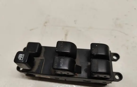 Subaru Legacy Electric window control switch 83071AE020 25501JAJAN