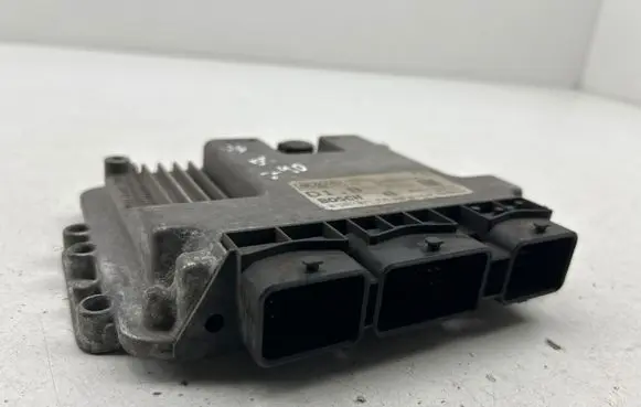 Volvo S40 Engine control unit/module 8692329 4N5112A650BA 0281011775