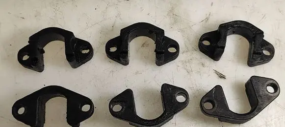 BMW X5 E53 Fuel Injector clamp holder