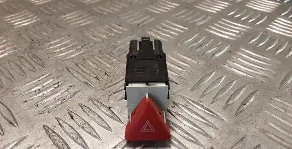 Volkswagen PASSAT B6 Hazard light switch 3C0953509A