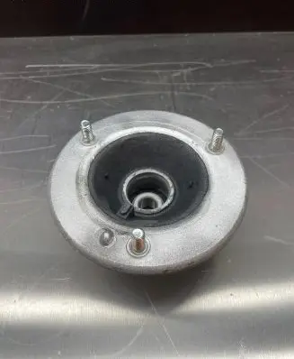 BMW 3 E46 Coil spring mount 31336752735