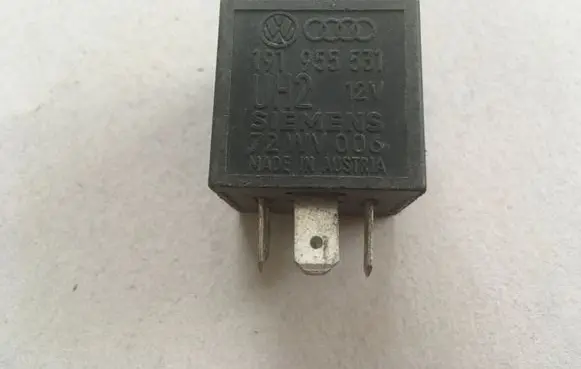 Volkswagen PASSAT B3 Other relay 191955531