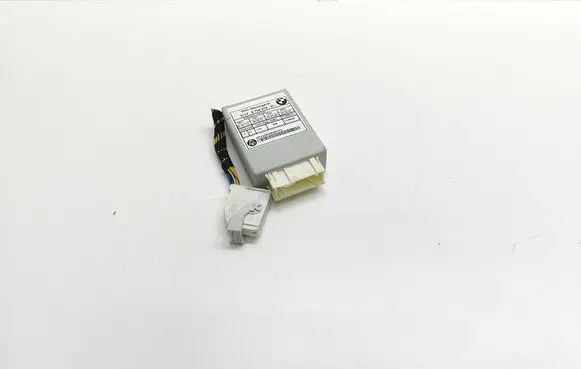 BMW 5 E60 E61 Air suspension control unit module (rear) 6784314 678431401 37146784314