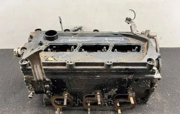 Audi A4 S4 B7 8E 8H Engine head 