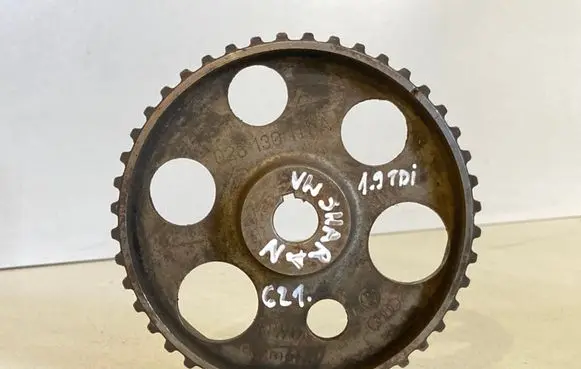 Volkswagen Sharan Fuel pump gear (pulley) 028130111A
