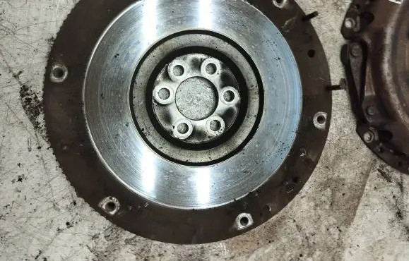 Volkswagen PASSAT B3 Pressure plate 050141117A 133082179001