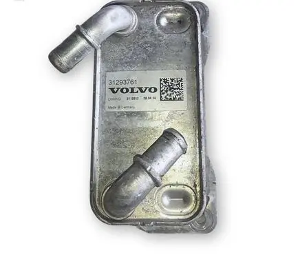 Volvo XC60 Engine oil radiator 31293761