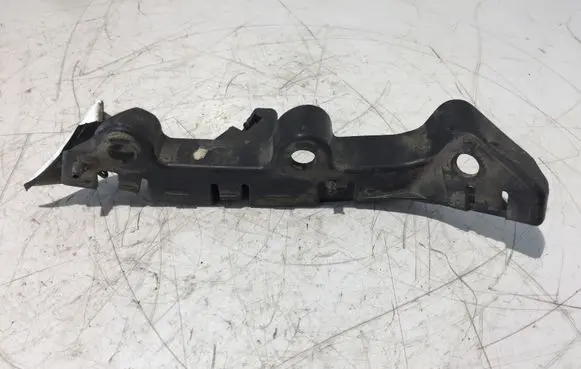 Ford Connect Front bumper mounting bracket D2A3B