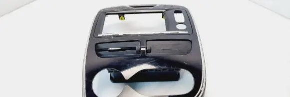 Renault Zoe Radio/GPS head unit trim 682602671R