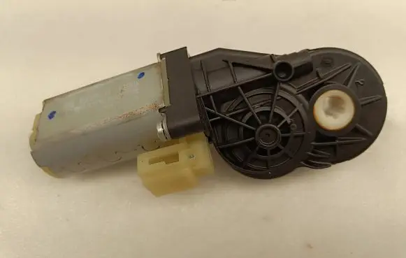 Chrysler Pacifica Seat adjustment motor JCI2766537 2202