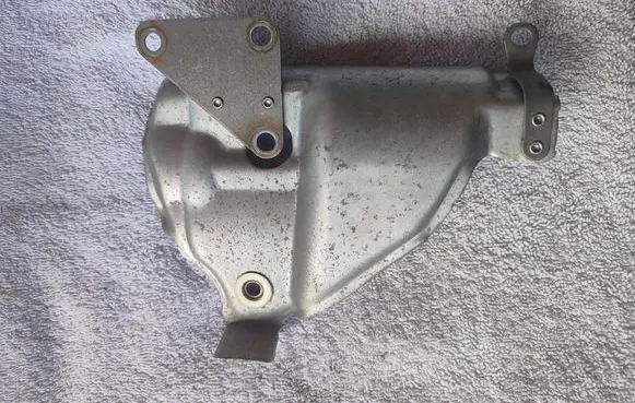 Volkswagen Golf VII Heat shield in engine bay 04E253041F