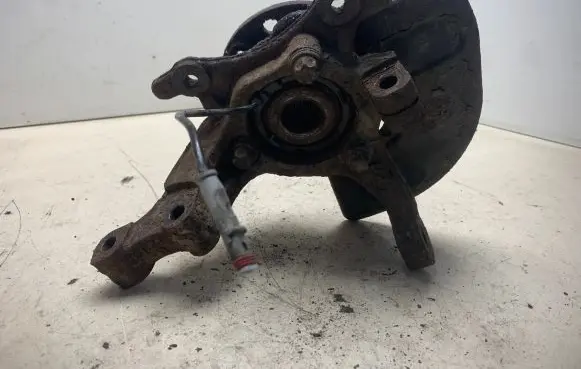 Opel Astra H Front wheel hub spindle knuckle 13156047