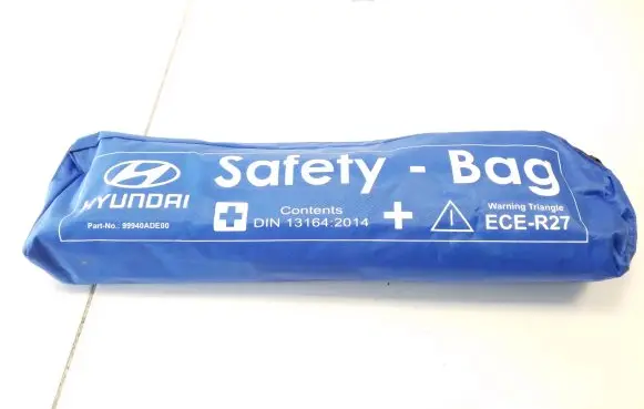 Hyundai Tucson TL First aid kit 99940ADE00