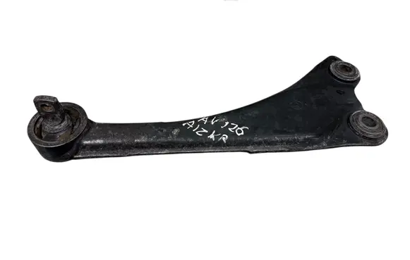 Rear control arm