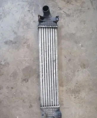 Ford Focus C-MAX Intercooler radiator 3M5H9L440AE