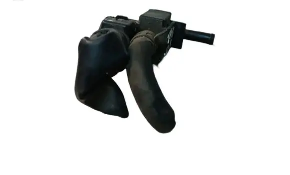 Nissan Qashqai Vacuum valve 8200603558