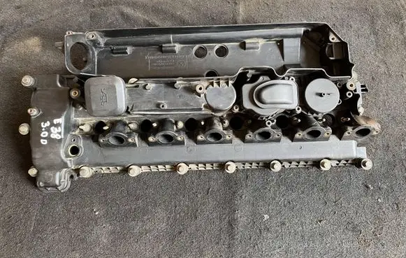 BMW 7 E38 Rocker cam cover 0928400355
