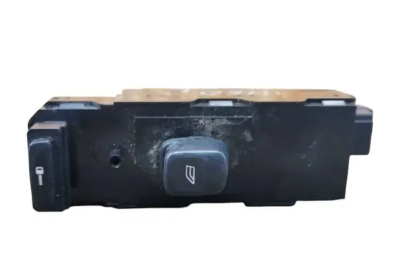 Volvo XC70 Electric window control switch 30658147 MP40BB00013