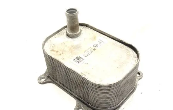 Engine oil radiator