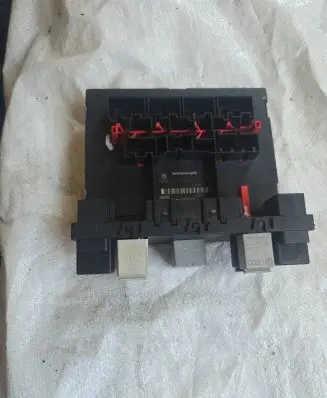 Volkswagen PASSAT B6 Comfort/convenience module 3C0937049AE 28068688 H52S2002