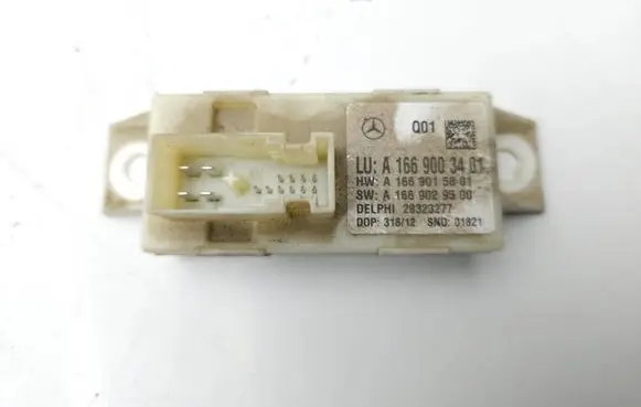 Mercedes-Benz A W176 Light module LCM A1669003401 A1669015801